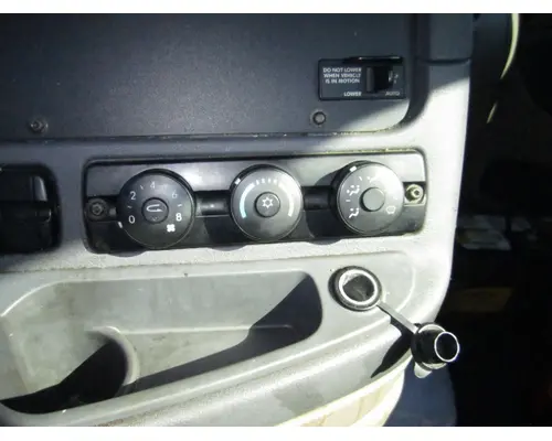 FREIGHTLINER CASCADIA 113 TEMPERATURE CONTROL