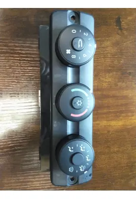FREIGHTLINER CASCADIA 113 TEMPERATURE CONTROL