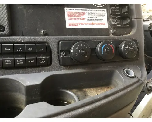 FREIGHTLINER CASCADIA 113 TEMPERATURE CONTROL