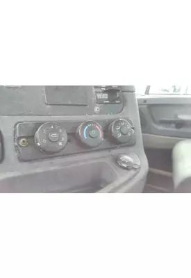 FREIGHTLINER CASCADIA 113 TEMPERATURE CONTROL