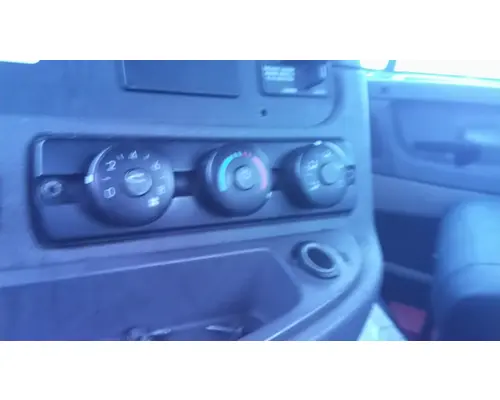 FREIGHTLINER CASCADIA 113 TEMPERATURE CONTROL