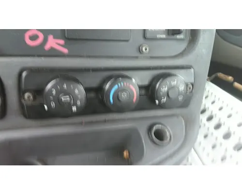 FREIGHTLINER CASCADIA 113 TEMPERATURE CONTROL