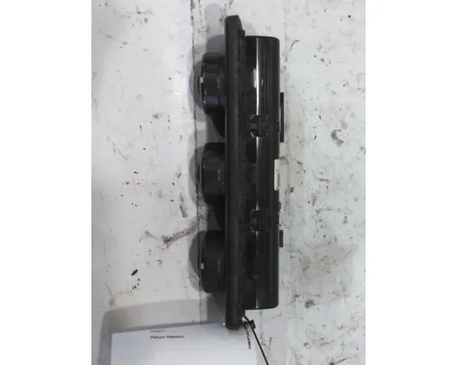 FREIGHTLINER CASCADIA 113 TEMPERATURE CONTROL