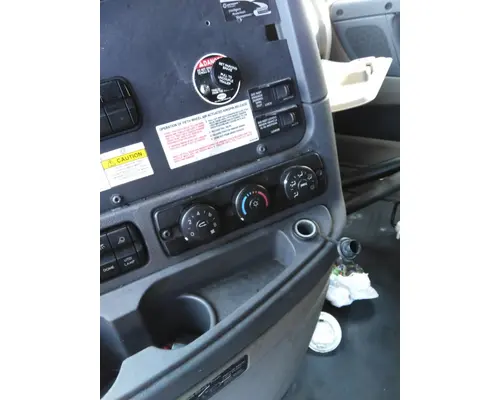 FREIGHTLINER CASCADIA 113 TEMPERATURE CONTROL