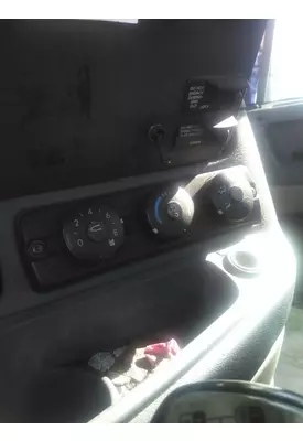 FREIGHTLINER CASCADIA 113 TEMPERATURE CONTROL