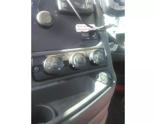 FREIGHTLINER CASCADIA 113 TEMPERATURE CONTROL