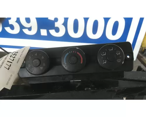 FREIGHTLINER CASCADIA 113 TEMPERATURE CONTROL