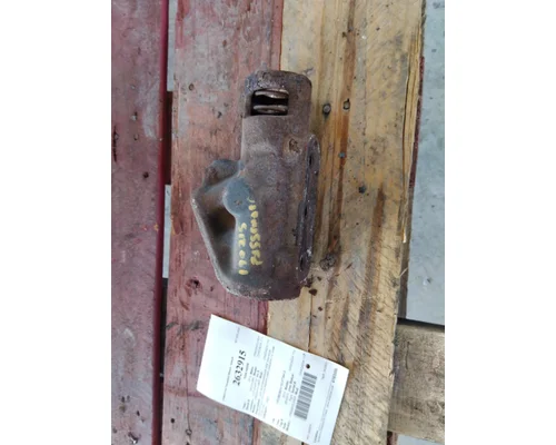 FREIGHTLINER CASCADIA 113 TOW HOOK