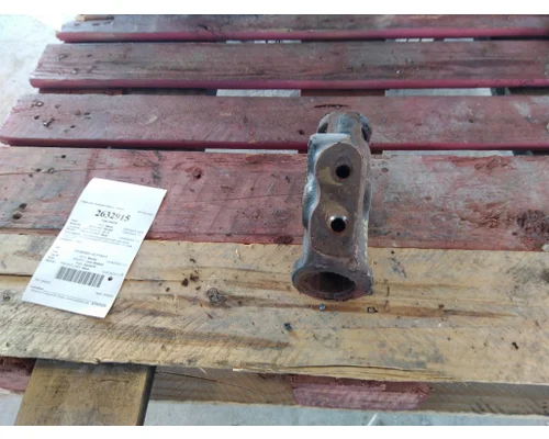 FREIGHTLINER CASCADIA 113 TOW HOOK