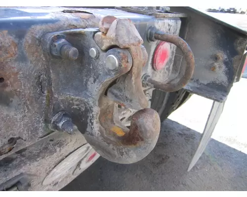 FREIGHTLINER CASCADIA 113 TOW HOOK