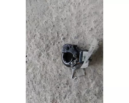 FREIGHTLINER CASCADIA 113 TRAILER HITCH
