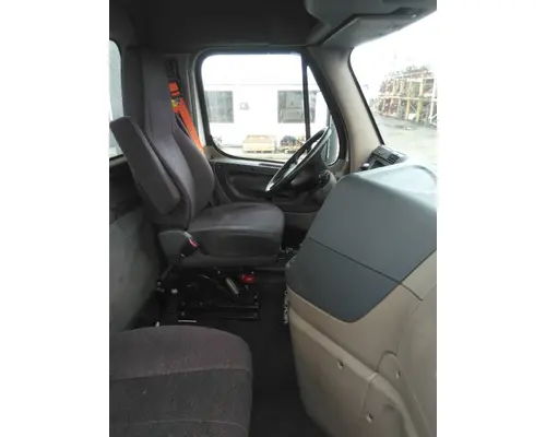 FREIGHTLINER CASCADIA 113 WHOLE TRUCK FOR RESALE