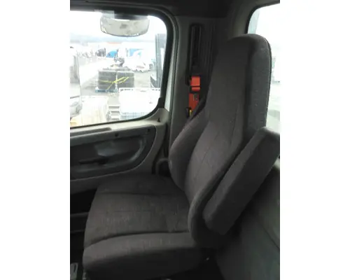 FREIGHTLINER CASCADIA 113 WHOLE TRUCK FOR RESALE