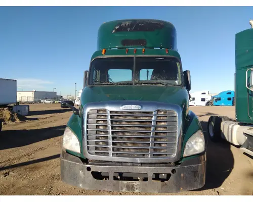 FREIGHTLINER CASCADIA 113 WHOLE TRUCK FOR RESALE