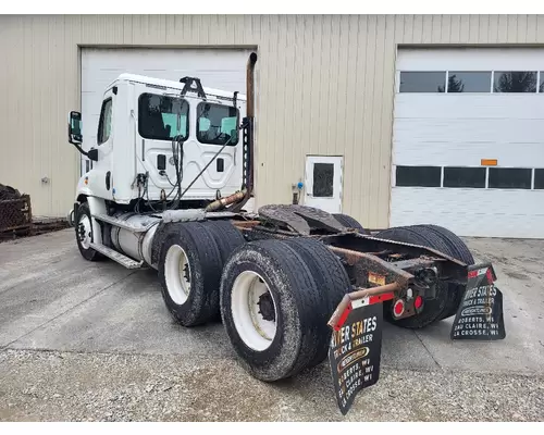 FREIGHTLINER CASCADIA 113 WHOLE TRUCK FOR RESALE