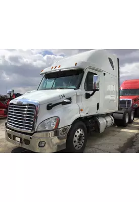 FREIGHTLINER CASCADIA 113 WHOLE TRUCK FOR RESALE