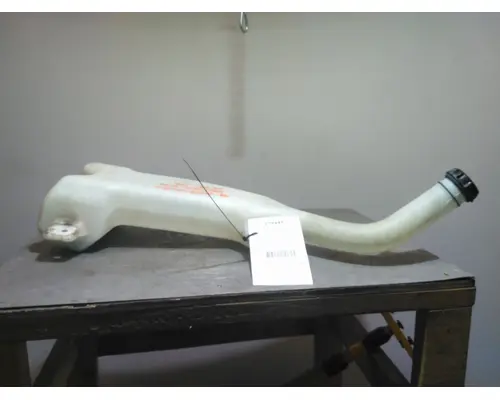 FREIGHTLINER CASCADIA 113 WINDSHIELD WASHER RESERVOIR