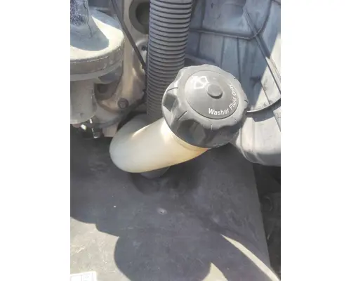 FREIGHTLINER CASCADIA 113 WINDSHIELD WASHER RESERVOIR