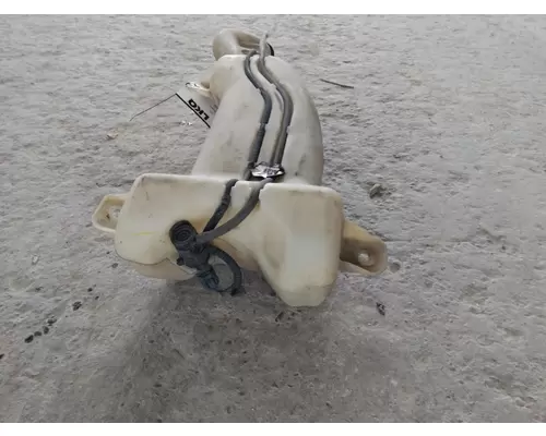 FREIGHTLINER CASCADIA 113 WINDSHIELD WASHER RESERVOIR