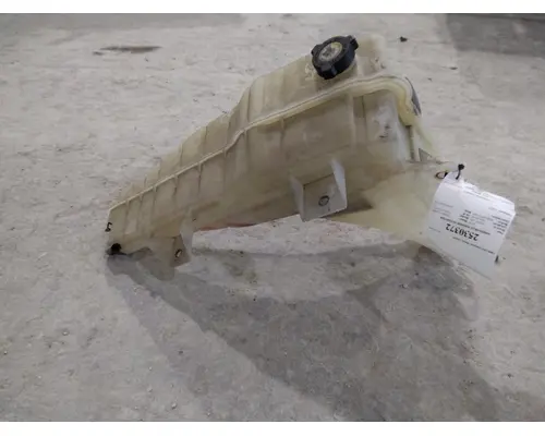 FREIGHTLINER CASCADIA 113 WINDSHIELD WASHER RESERVOIR