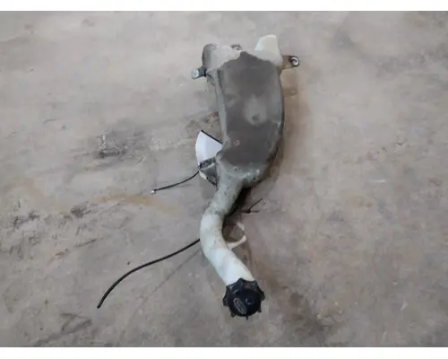 FREIGHTLINER CASCADIA 113 WINDSHIELD WASHER RESERVOIR