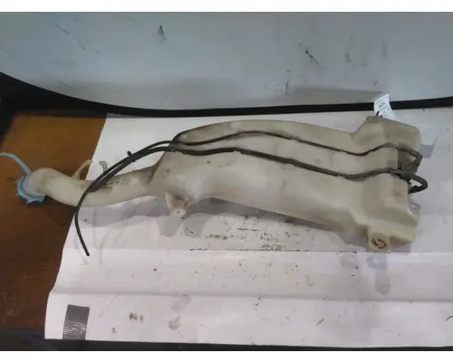 FREIGHTLINER CASCADIA 113 WINDSHIELD WASHER RESERVOIR