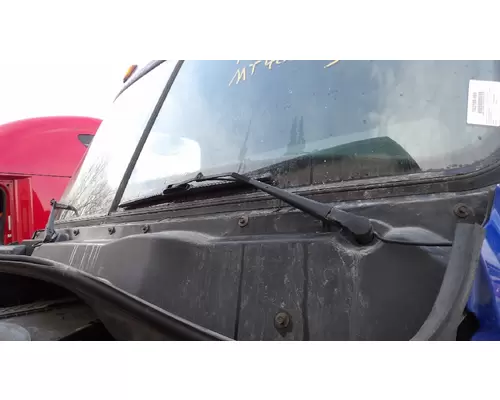 FREIGHTLINER CASCADIA 113 WINDSHIELD WIPER ARM