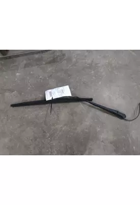 FREIGHTLINER CASCADIA 113 WINDSHIELD WIPER ARM