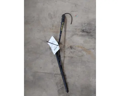 FREIGHTLINER CASCADIA 113 WINDSHIELD WIPER ARM