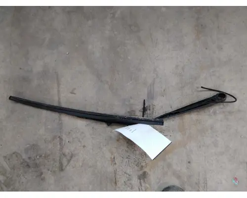 FREIGHTLINER CASCADIA 113 WINDSHIELD WIPER ARM