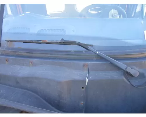 FREIGHTLINER CASCADIA 113 WINDSHIELD WIPER ARM