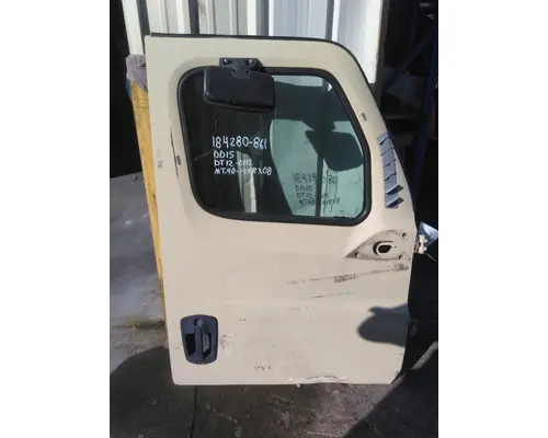 FREIGHTLINER CASCADIA 116-126 DOOR ASSEMBLY, FRONT
