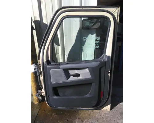 FREIGHTLINER CASCADIA 116-126 DOOR ASSEMBLY, FRONT
