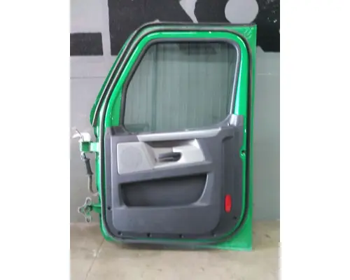 FREIGHTLINER CASCADIA 116-126 DOOR ASSEMBLY, FRONT
