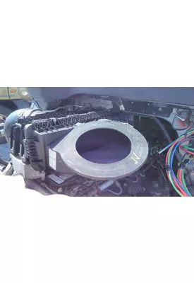 FREIGHTLINER CASCADIA 116 AIR CLEANER