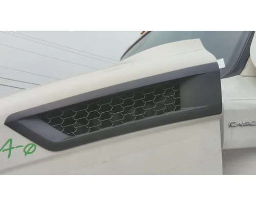 FREIGHTLINER CASCADIA 116 AIR INTAKE LOUVERCOVER