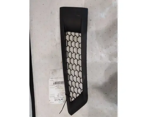 FREIGHTLINER CASCADIA 116 AIR INTAKE LOUVERCOVER