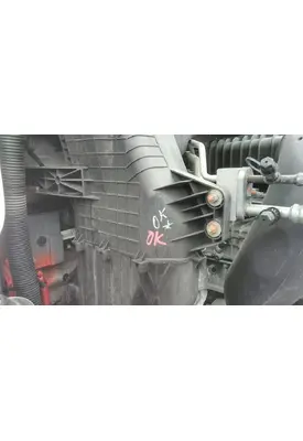 FREIGHTLINER CASCADIA 116 AIR INTAKE