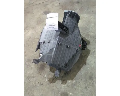FREIGHTLINER CASCADIA 116 AIR INTAKE