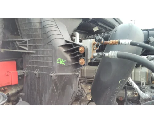 FREIGHTLINER CASCADIA 116 AIR INTAKE