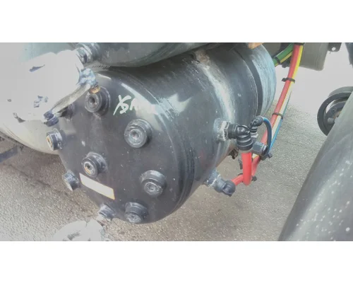 FREIGHTLINER CASCADIA 116 AIR TANK