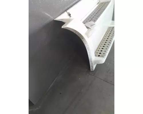 FREIGHTLINER CASCADIA 116 CAB SKIRTSIDE FAIRING