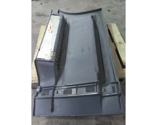FREIGHTLINER CASCADIA 116 CAB SKIRTSIDE FAIRING