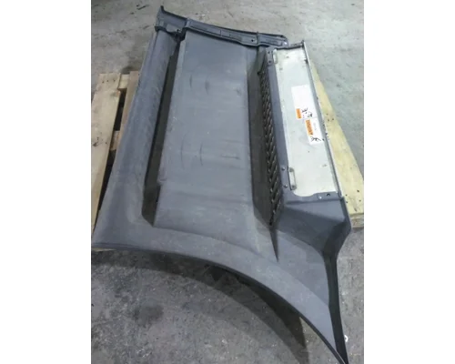 FREIGHTLINER CASCADIA 116 CAB SKIRTSIDE FAIRING
