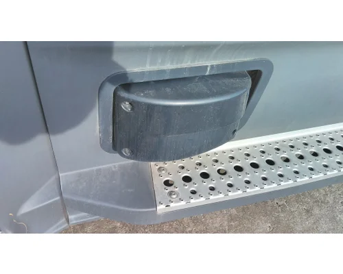 FREIGHTLINER CASCADIA 116 CAB SKIRT/SIDE FAIRING