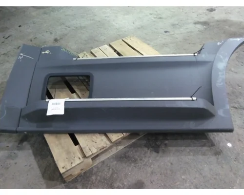 FREIGHTLINER CASCADIA 116 CAB SKIRTSIDE FAIRING