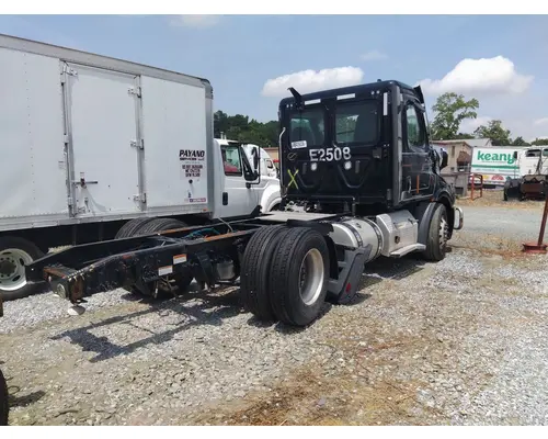 FREIGHTLINER CASCADIA 116 CAB