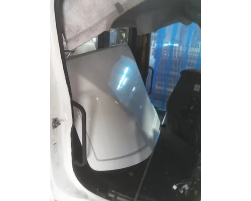 FREIGHTLINER CASCADIA 116 CAB