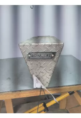 FREIGHTLINER CASCADIA 116 CHAIN HANGER