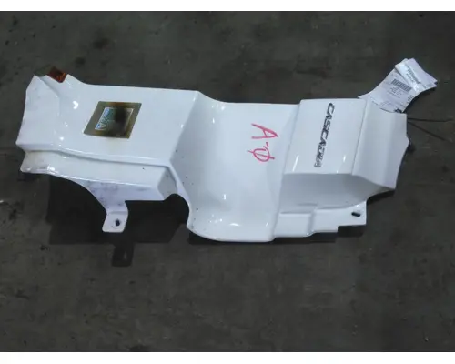 FREIGHTLINER CASCADIA 116 COWL